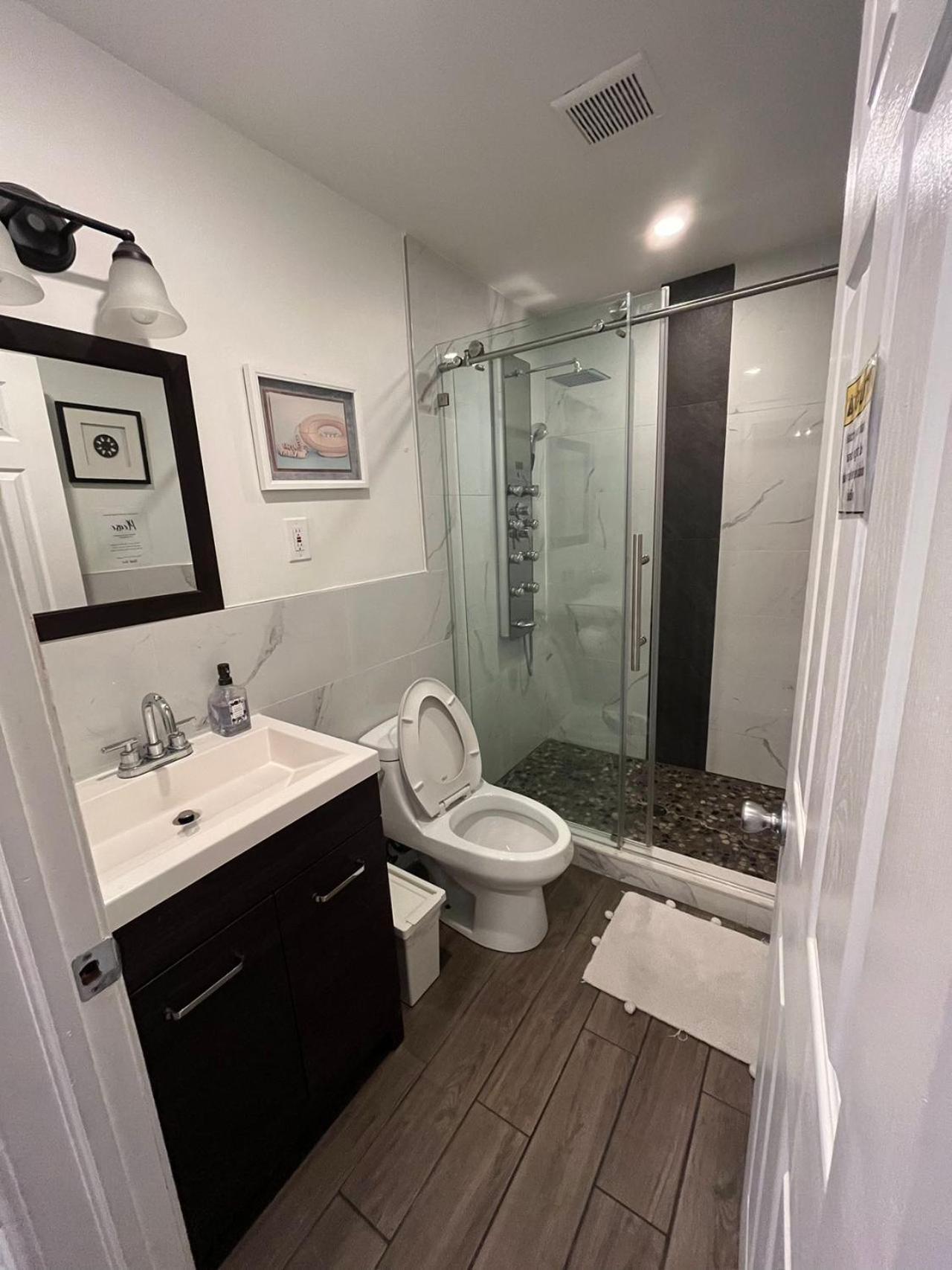 フィラデルフィアModern Cozy Unit Near Geno'S & Pat'Sアパートメント エクステリア 写真