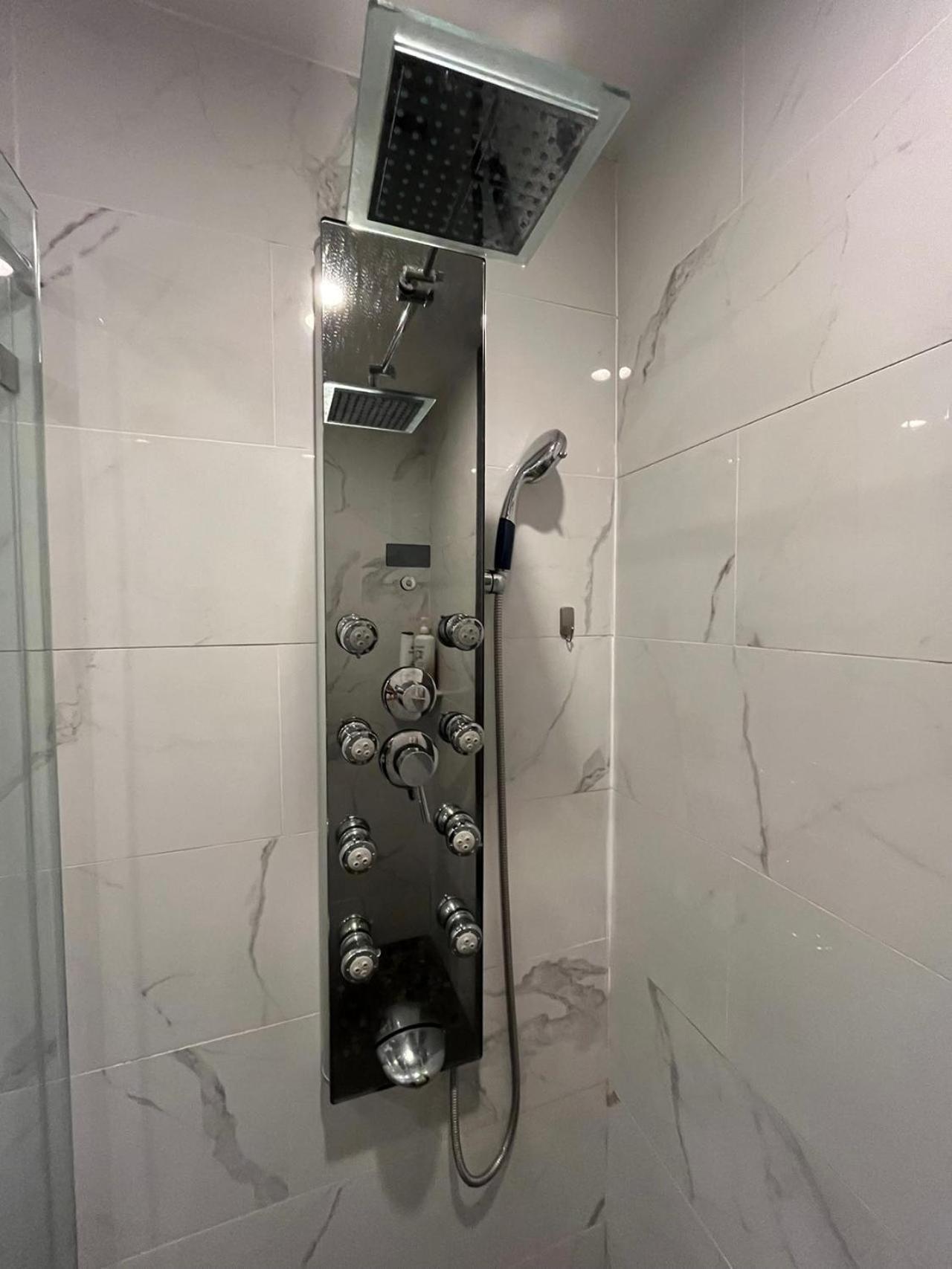 フィラデルフィアModern Cozy Unit Near Geno'S & Pat'Sアパートメント エクステリア 写真